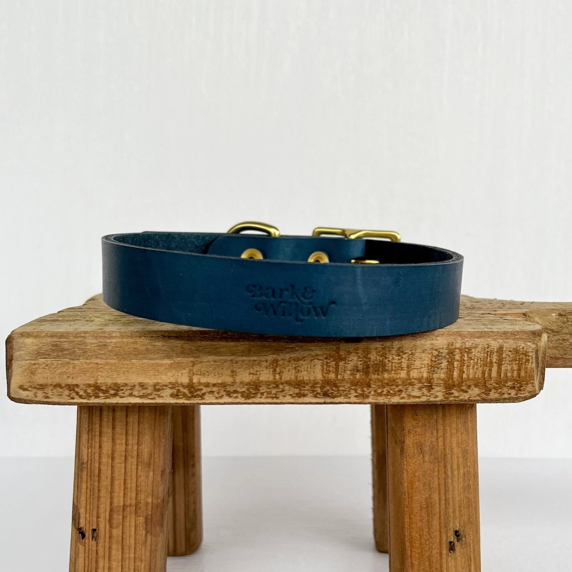 Bridle Leather Dog Collar - Navy Blue